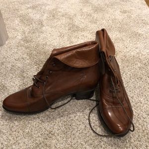 Leather brown boots never worn!